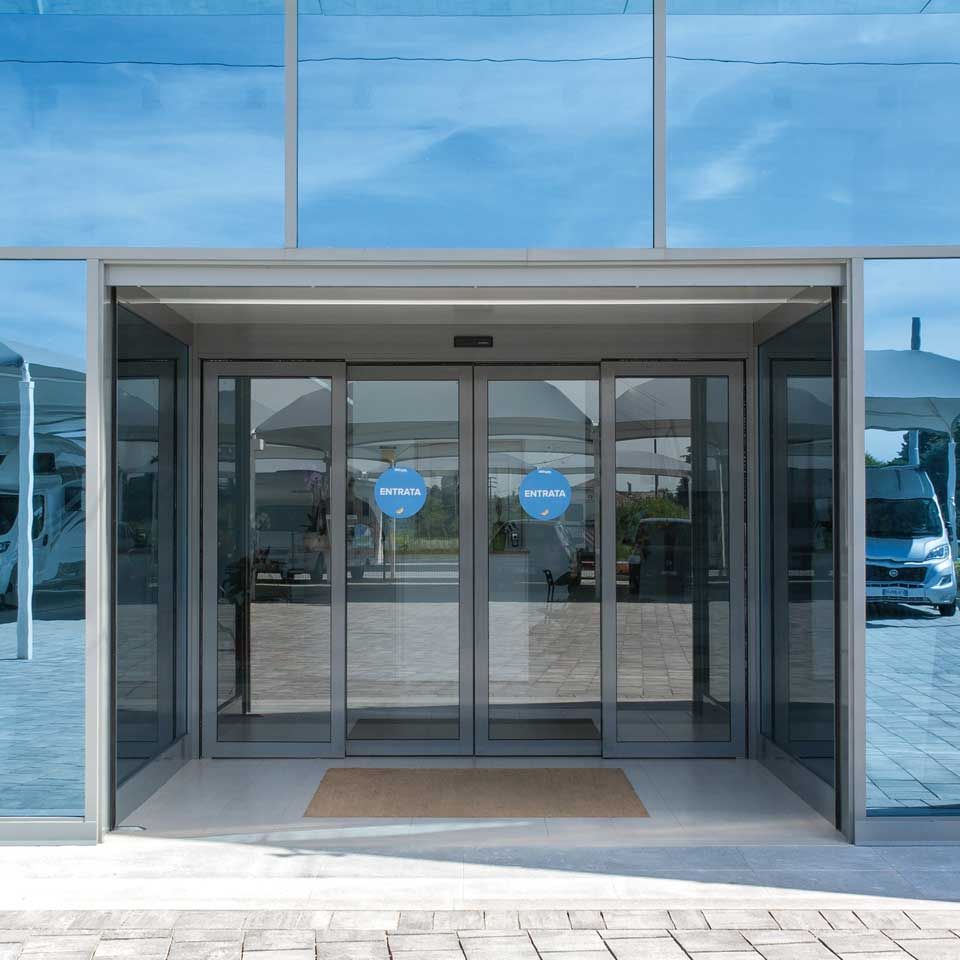 Cửa tự động Ditec ValorL tại phố Duy Tân (Cầu Giấy, HN)