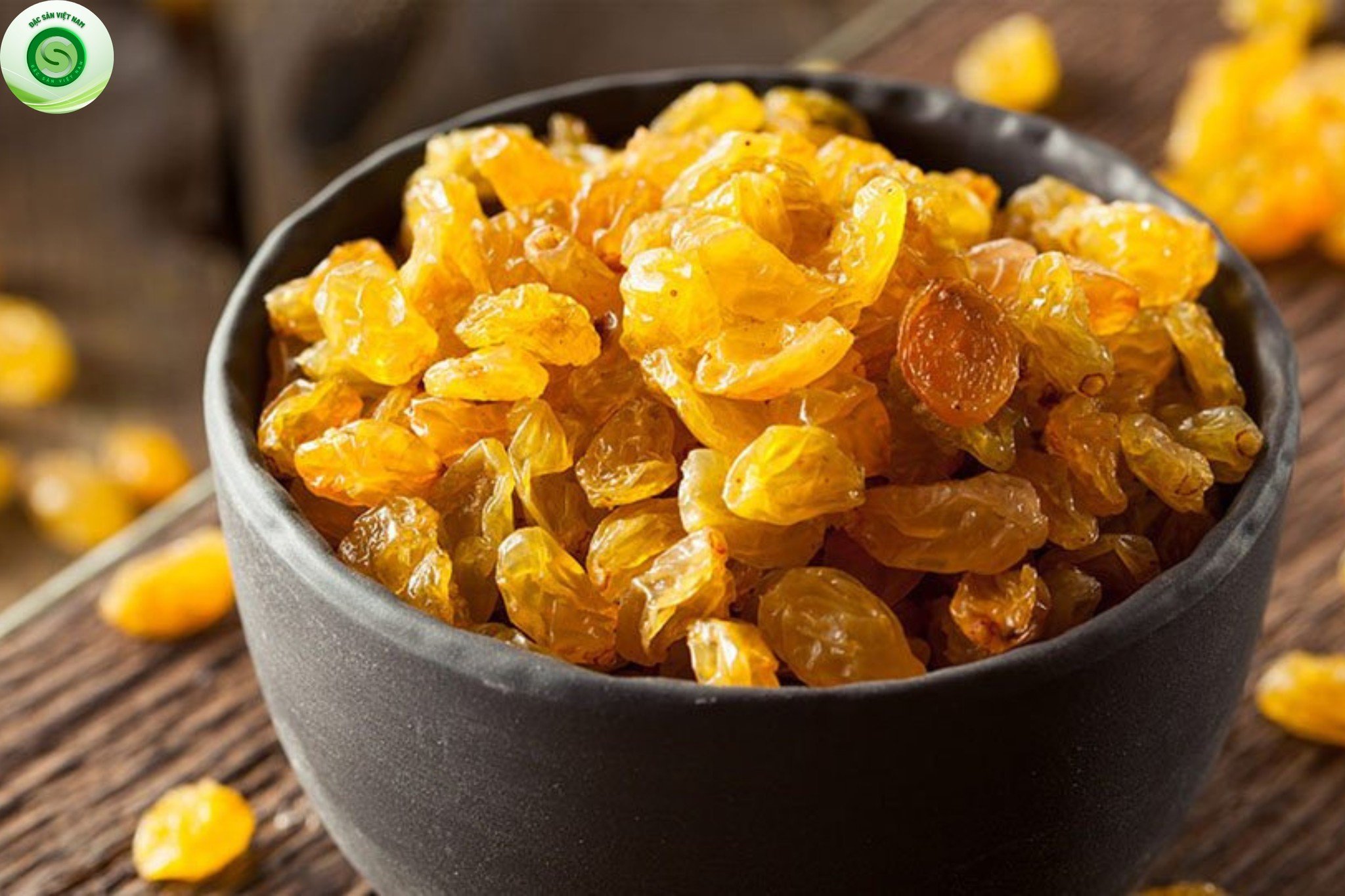 Hương vị tự nhiên của nho khô - món ăn vặt tuyệt vời cho gia đình