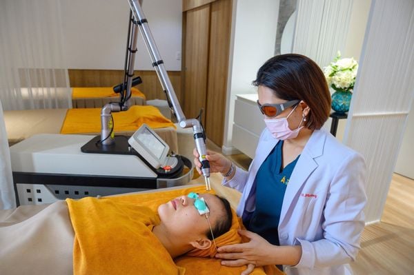 trị nám tại spa/tmv Á Đông hiệu quả cao bằng thiết bị hiện đại hiệu quả cao