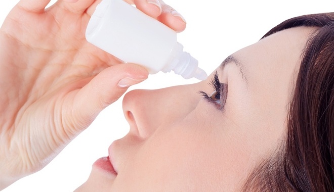 BỎ TÚI BÍ QUYẾT CHĂM SÓC MẮT VÀO MÙA MƯA