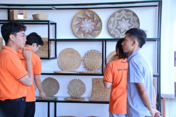 Nhờ nghề đan lục bình, cói, tre và mây, chàng trai Cần Thơ đạt doanh thu hơn 1 triệu đô la/năm