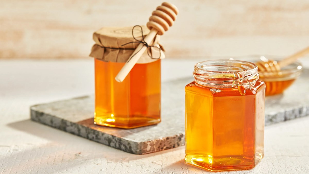 Uống tỏi ngâm mật ong trước khi đi ngủ có tốt không?