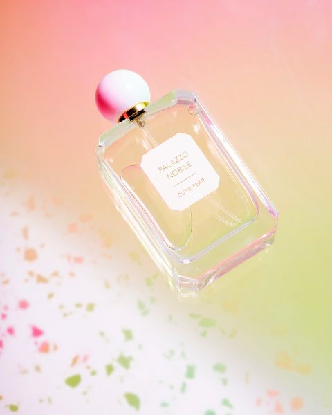 Lê trong vườn hè 🍐✨