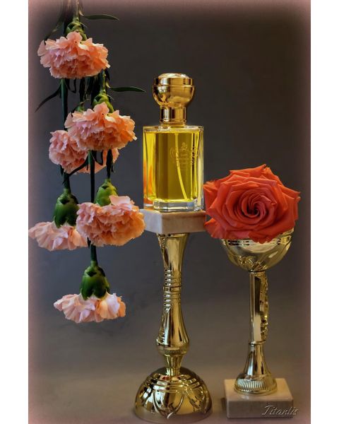 Maitre Parfumeur et Gantier SOIE ROUGE – Đóa cẩm chướng đỏ rực