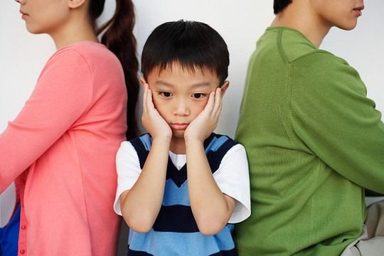 10 HÀNH VI “ĐẠO ĐỨC GIẢ” CHA MẸ HAY NÓI VỚI CON NHƯNG CHÍNH HỌ LẠI KHÔNG NHẬN RA