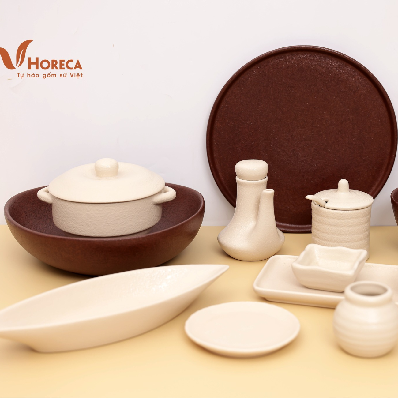 BEIGE x TERRACOTTA – KHI SỰ TINH TẾ GẶP GỠ NÉT ẤM ÁP