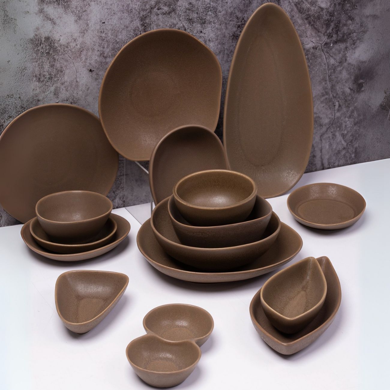 COCOA COLLECTION - MỘC MẠC VÀ TINH TẾ TRÊN BÀN ĂN NGÀY TẾT.