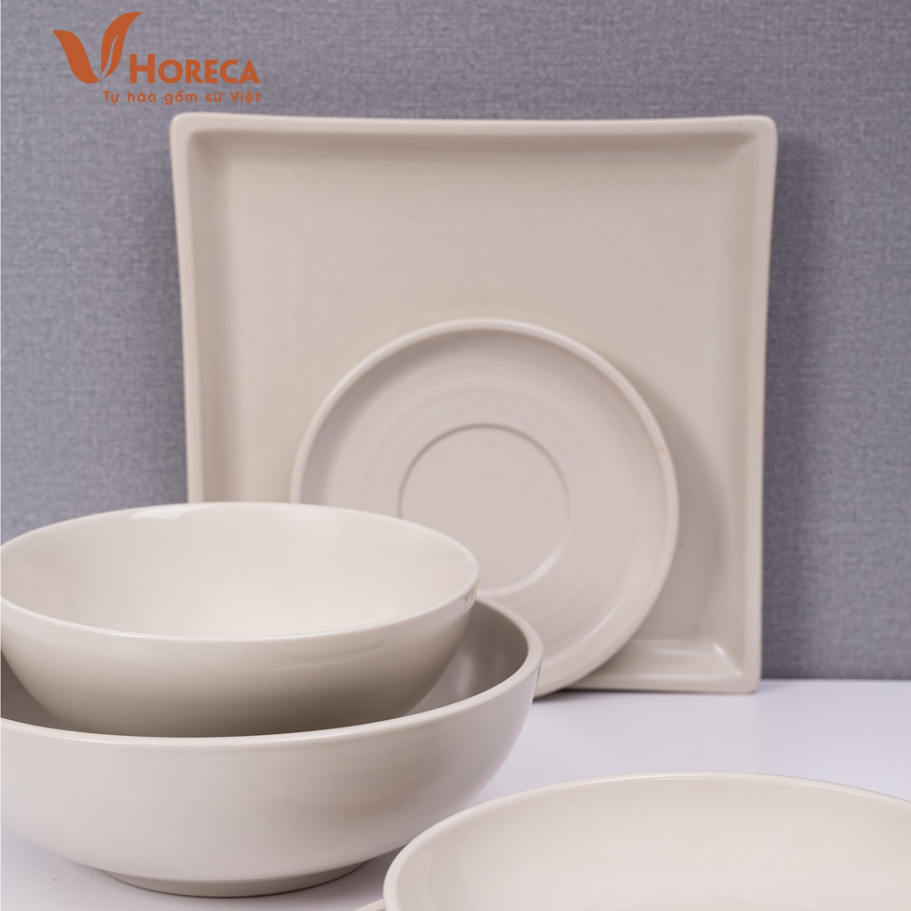 BẠN YÊU MỘT BÀN ĂN NHẸ NHÀNG VÀ THƯ THÁI ?