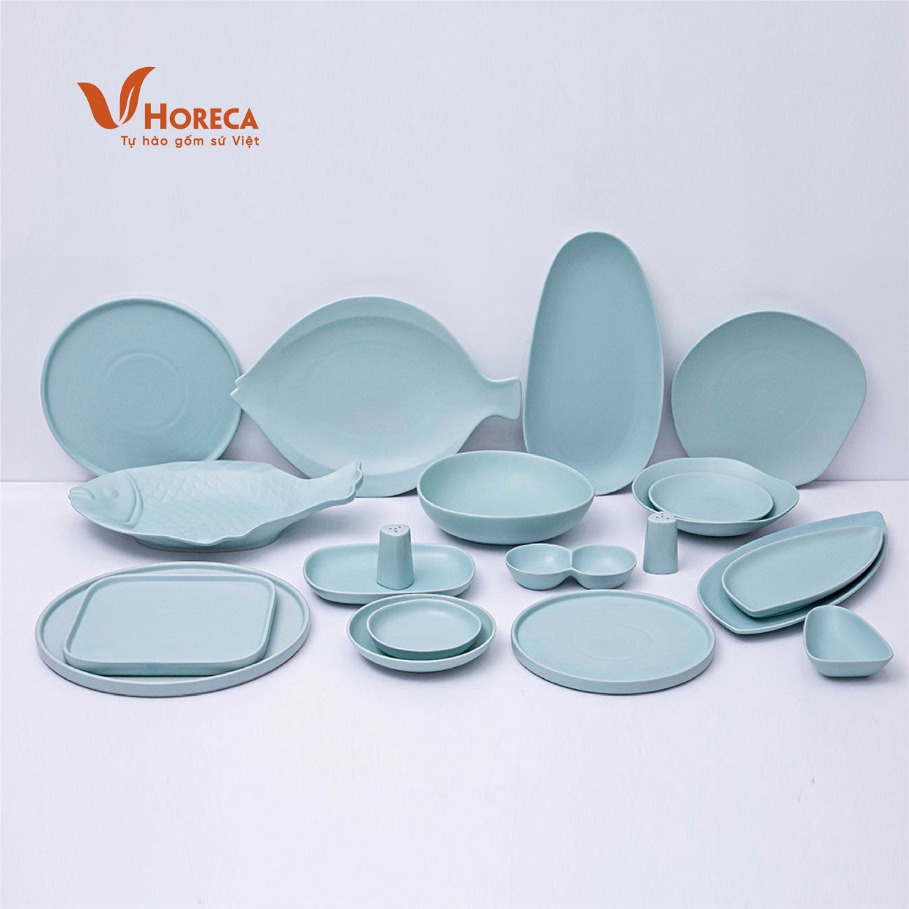 XANH LỤC BẢO CLOUDY - SỰ TINH TẾ TRÊN BÀN ĂN NGÀY TẾT.