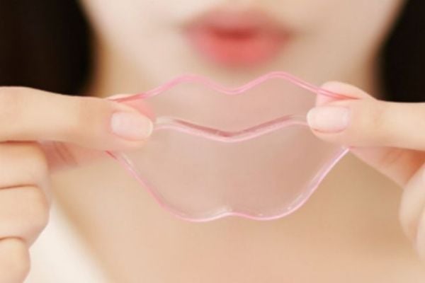 TOP 11+ Cách Trị Khô Môi Nứt Nẻ Hiệu Quả Tại Nhà