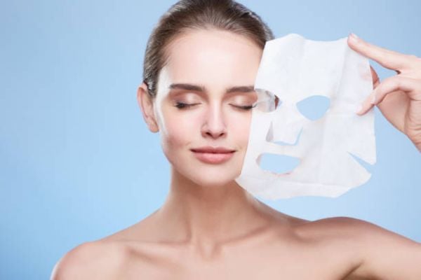 Nên Đắp Mặt Nạ Trước Hay Sau Toner? Tìm Hiểu Chi Tiết!
