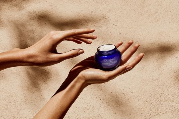 Kem Dưỡng Ẩm Mùa Đông: Dưỡng Ẩm Sâu, Chống Lão Hóa Đến 90%