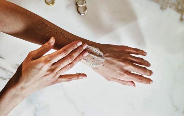 Nên tẩy tế bào chết định kỳ