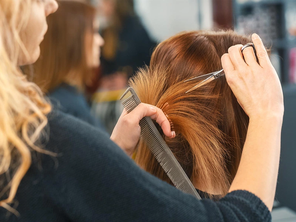 Hãy tỉa tóc định kỳ nhé!