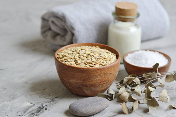 Improve hand skin with oats