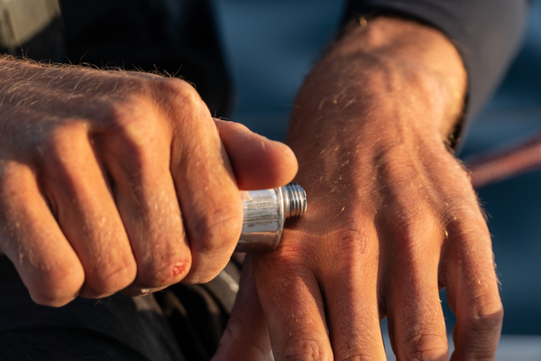 Sử dụng kem dưỡng giúp bạn sở hữu làn da mịn màng