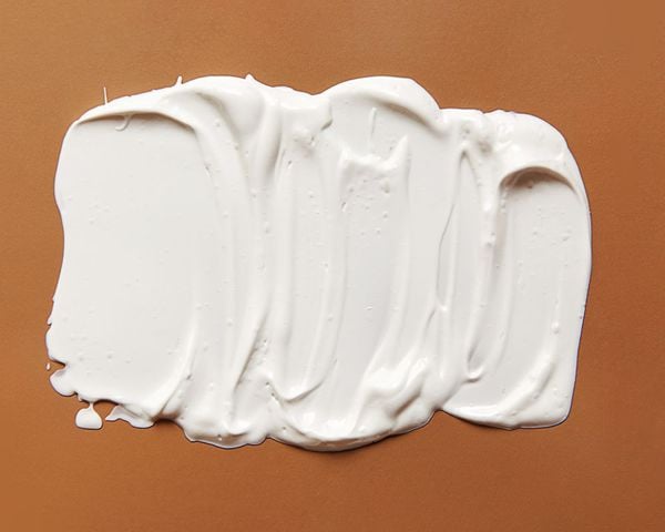 Kết cấu không nhờn của sản phẩm tránh bít tắc lỗ chân lông