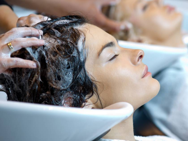 cách phục hồi tóc khô xơ