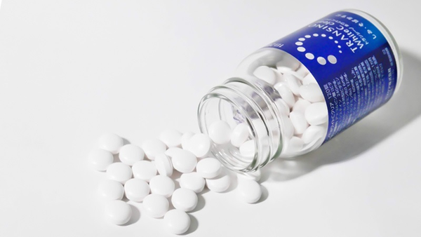 Uống thuốc trị nám có tác dụng từ sâu bên trong da