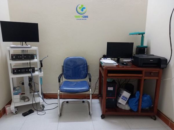 Phòng khám bác sĩ được trang bị những thiết bị hiện đại