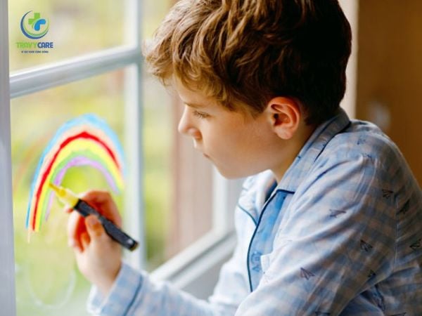 Trẻ khiếm thính có thể sử dụng khả năng sáng tạo tốt