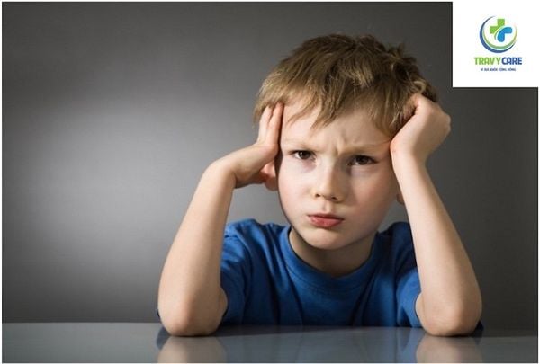 Khiếm thính ở trẻ em làm hạn chế khả năng giao tiếp