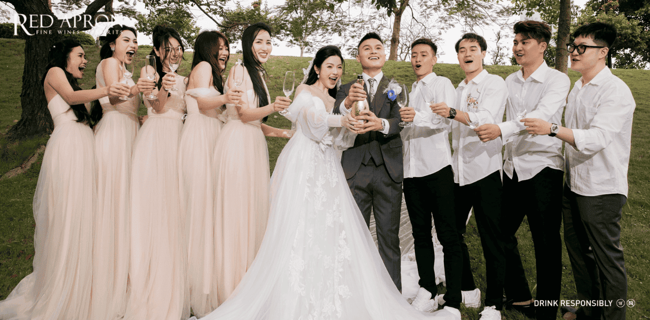 TOP 15+ quà tặng kỷ niệm ngày cưới phù hợp với mọi đối tượng năm 2025