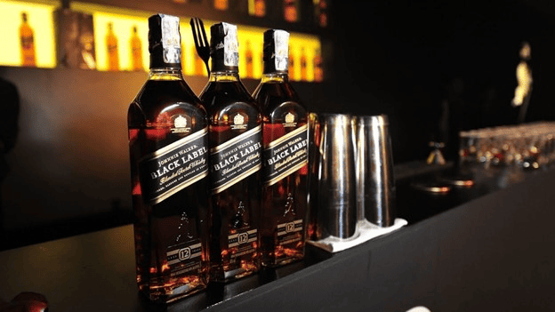 rượu whiskey Black Label