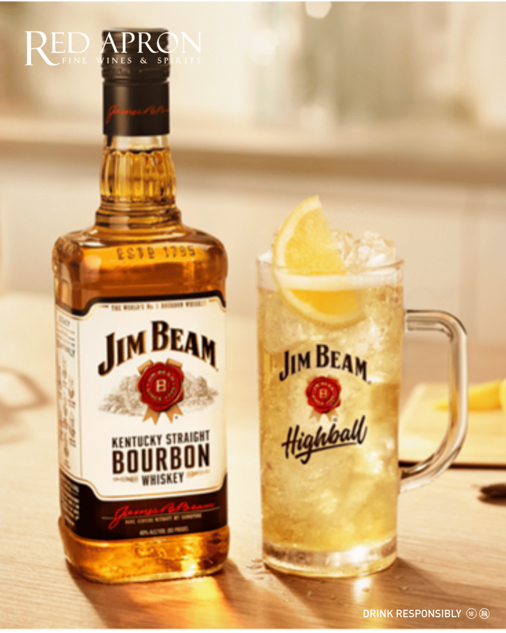 Thành phần chính của rượu Bourbon bao gồm ít nhất 51% ngô