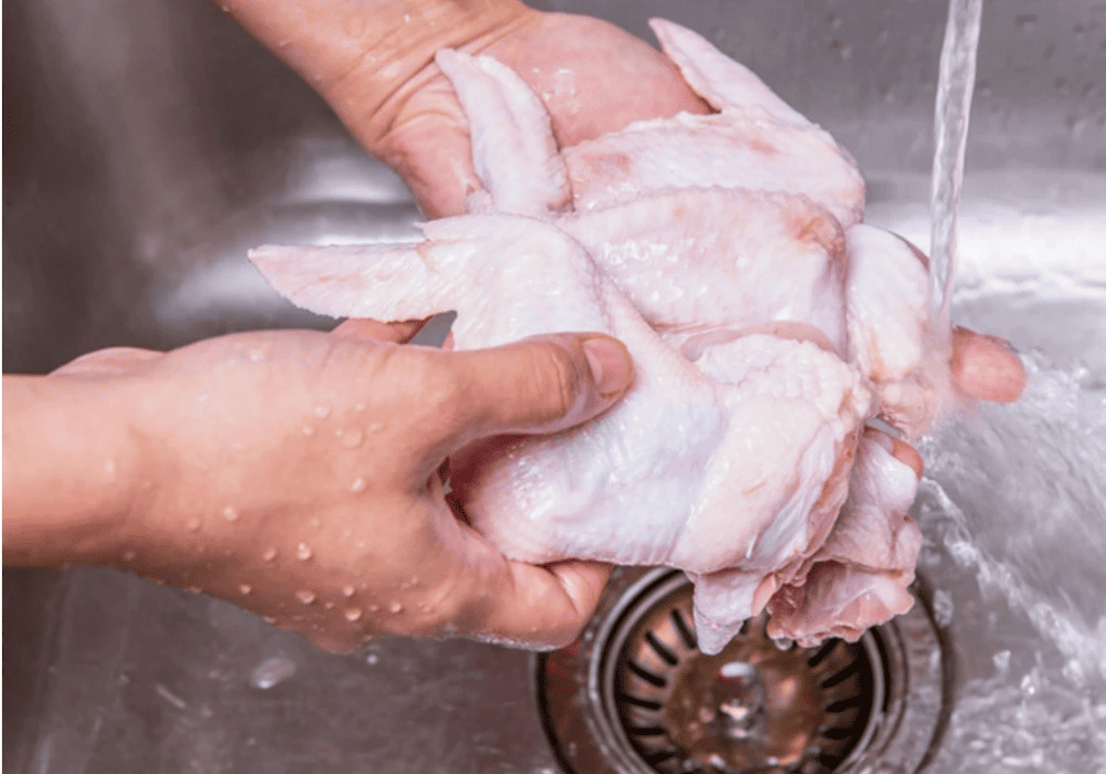 Sơ chế gà ủ muối hoa tiêu
