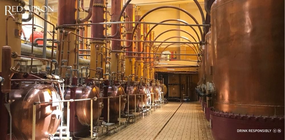 Nhà máy sản xuất rượu Cointreau tại Angers Pháp từ năm 1849