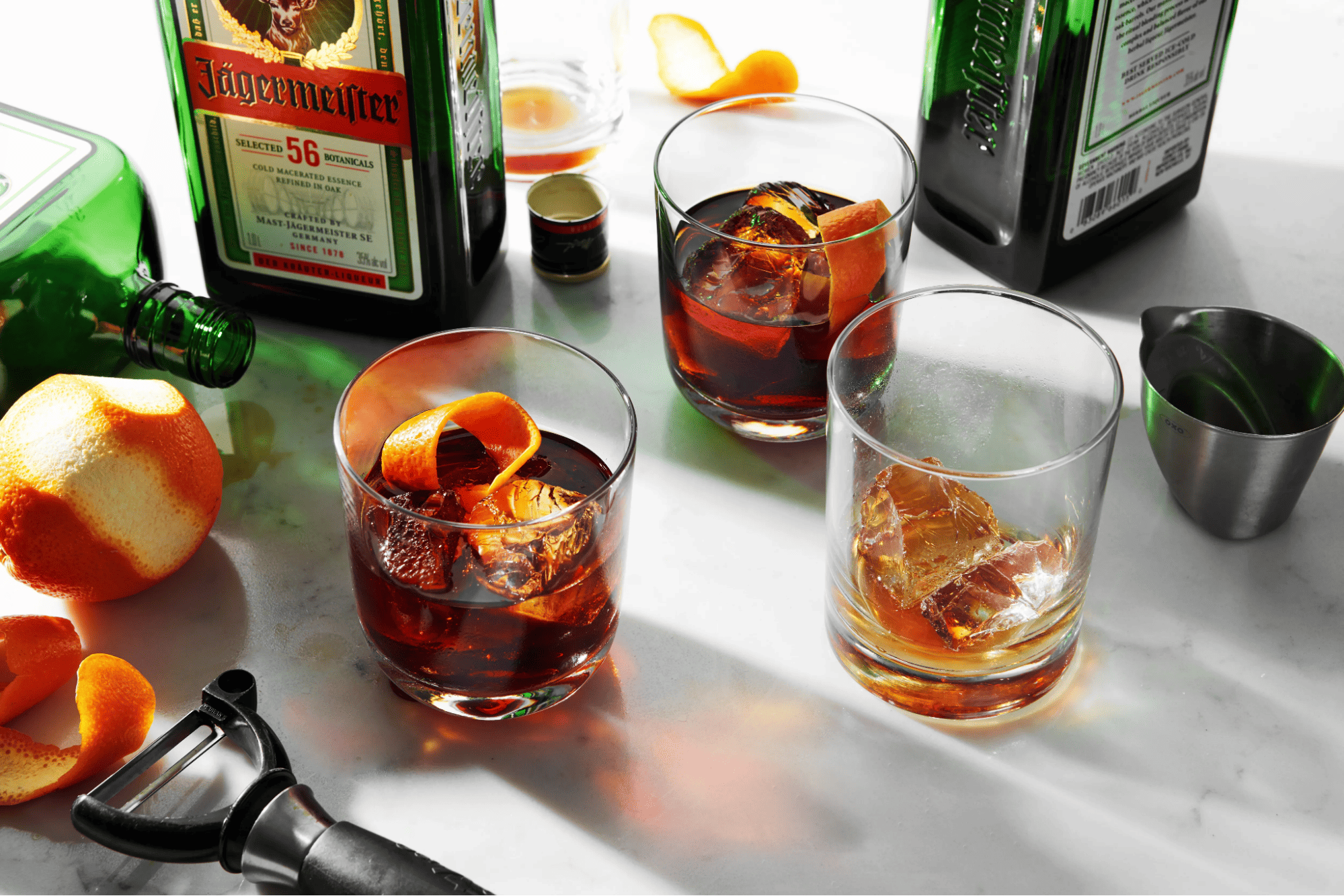 uống rượu Jägermeister