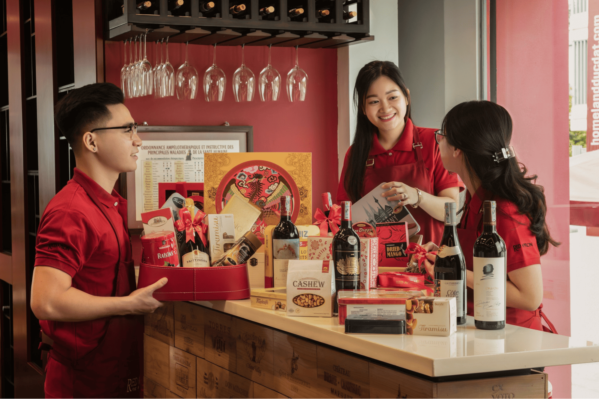 tặng quà sếp nữ