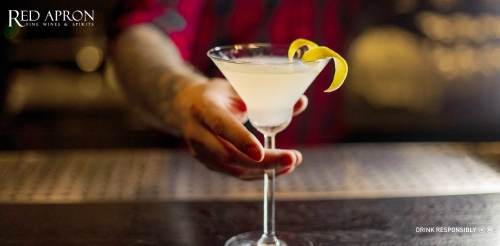 Cocktail White Lady gin rượu Cointreau lòng trắng trứng foam trắng