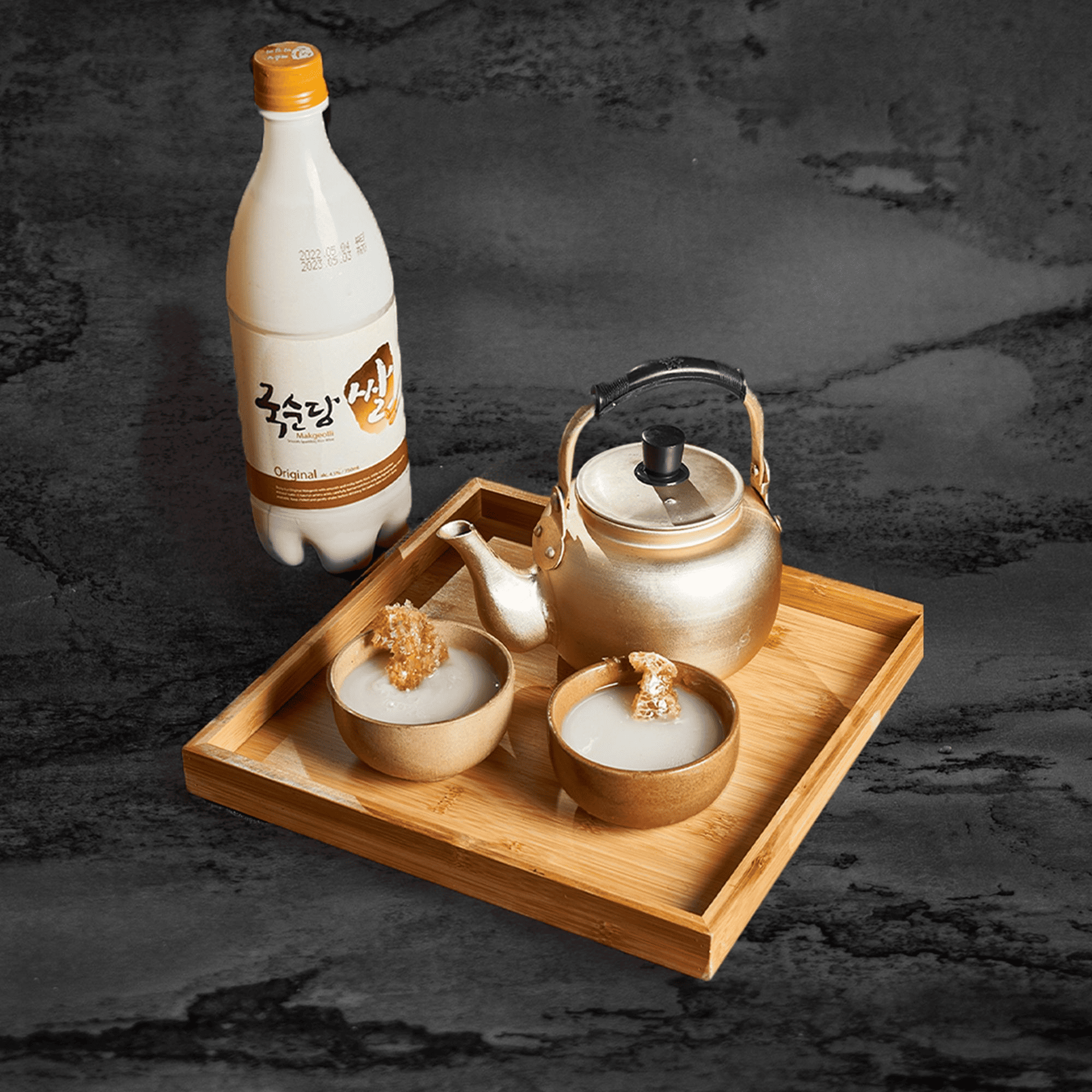 Rượu gạo Makgeolli của Hàn