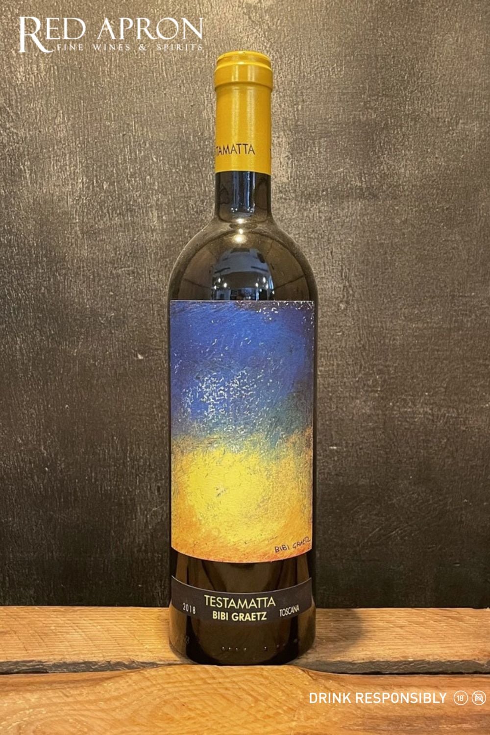 Hình chai rượu Sangiovese Bibi Graetz Testamatta IGT Tuscany với thiết kế nhãn hiện đại.