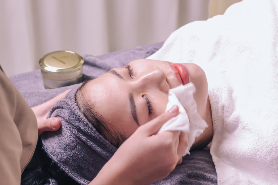 Chăm sóc da mùa mưa là rất cần thiết