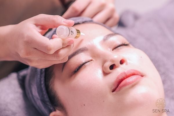 Các bước dưỡng da ban ngày