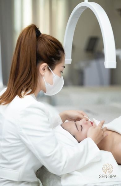 Các bước dưỡng da ban ngày