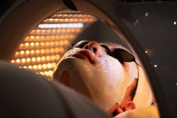 Trị mụn ở Long Biên