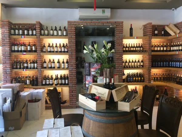 Bài Viết Quảng Cáo Rượu Hay Để Nổi Bật Giữa Thị Trường Cạnh Tranh