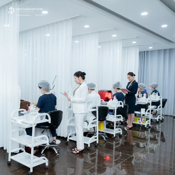 Content thẩm mỹ viện - Diva