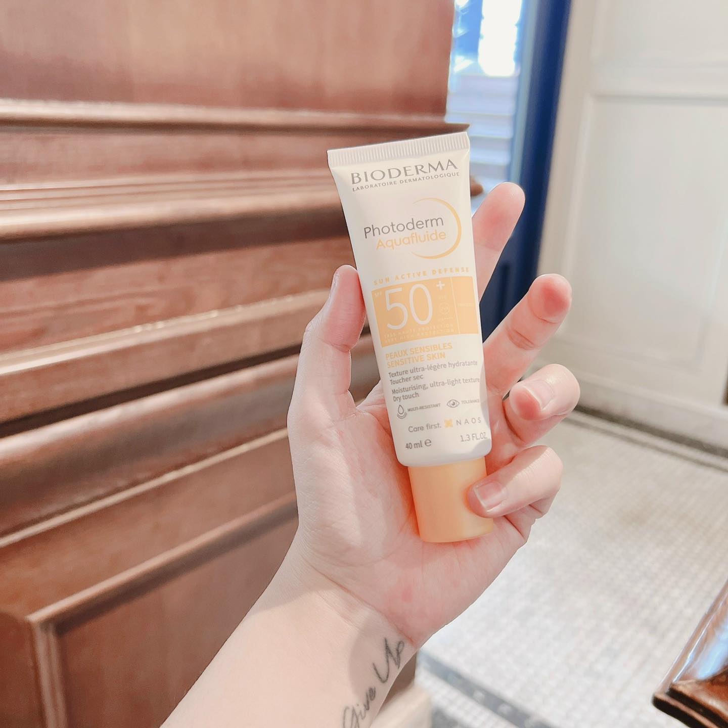 Mẫu Content Bán Kem Chống Nắng - Avene