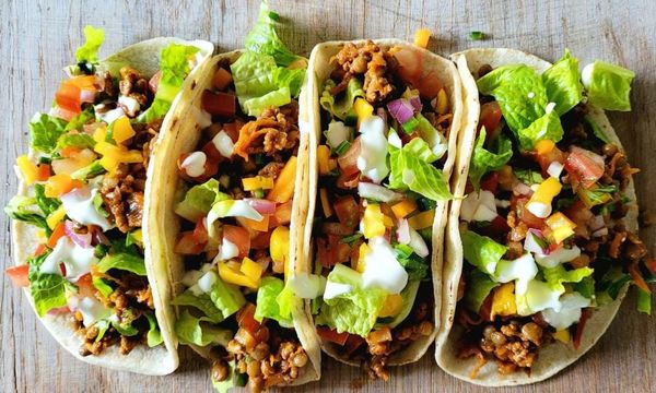 Cách làm bánh Taco Mexico nhân thịt chuẩn vị, thơm cay