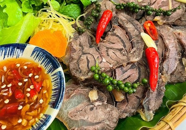 Hướng dẫn làm bắp bò ngâm chua ngọt ai ăn cũng mê