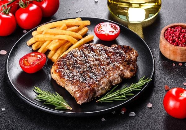 Cách làm bò áp chảo cháy cạnh, giữ trọn vị ngọt tự nhiên