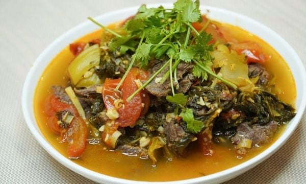 Hướng dẫn nấu bò kho dưa chua đơn giản, thơm ngon tại nhà