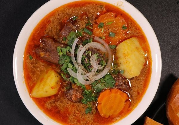 Tự làm bò nấu pate mềm mịn, béo nhẹ, ngon như ngoài hàng