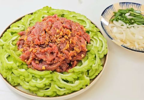 Cách làm bò né khổ qua đậm đà thơm ngon cho bữa cơm nhà