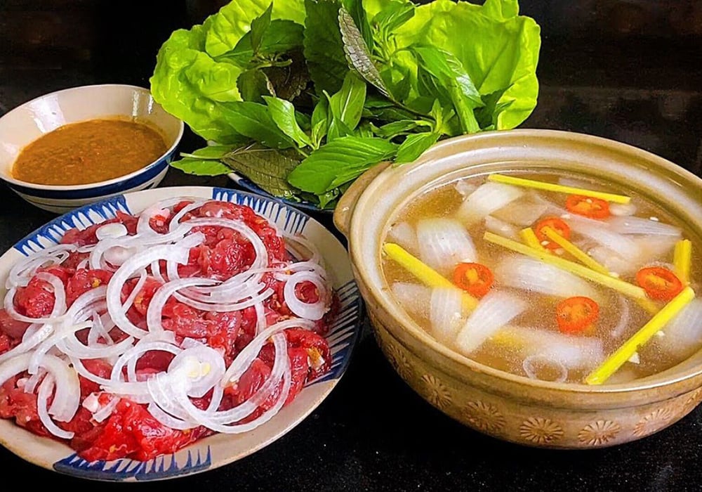 Cách nấu bò nhúng mẻ lạ miệng, đổi vị bữa cơm gia đình